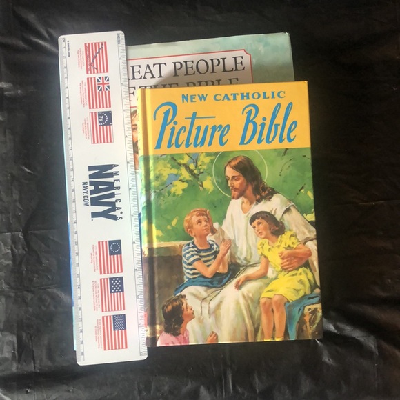 Bible books hardcover illustrated children books EUC vintage - Picture 2 of 10
